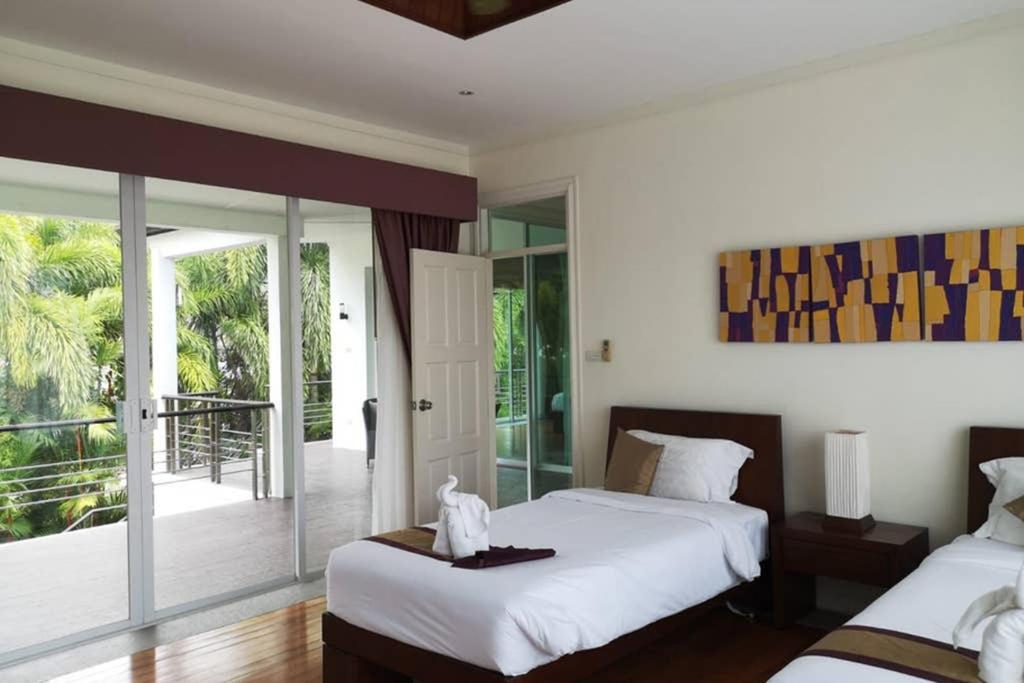 4 Bedroom Villa Kamala Beach Phuket Exterior foto