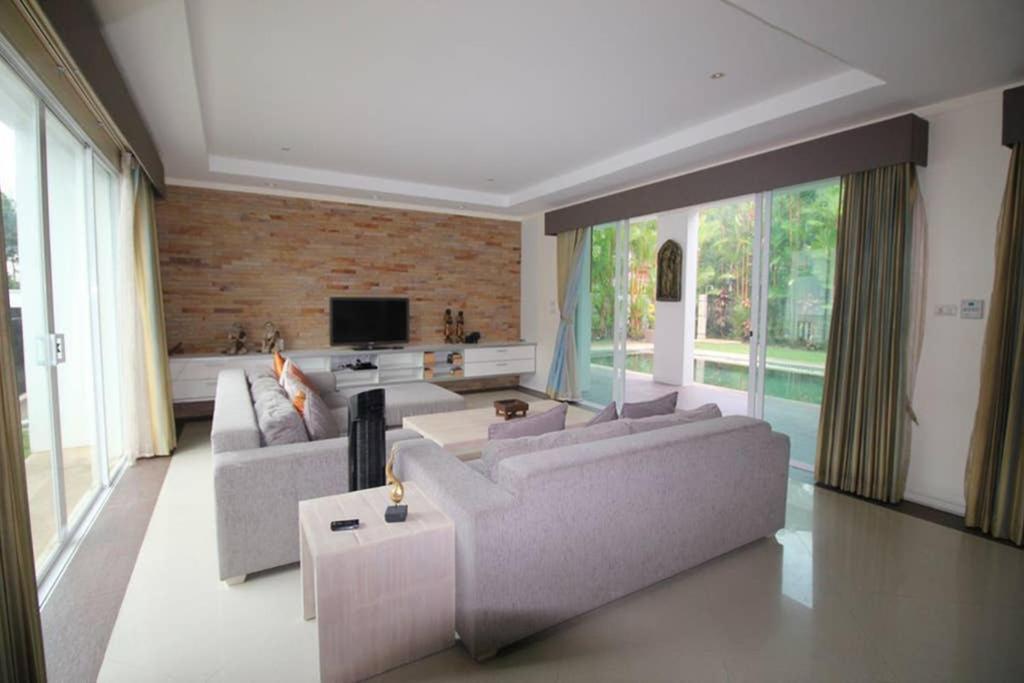 4 Bedroom Villa Kamala Beach Phuket Exterior foto