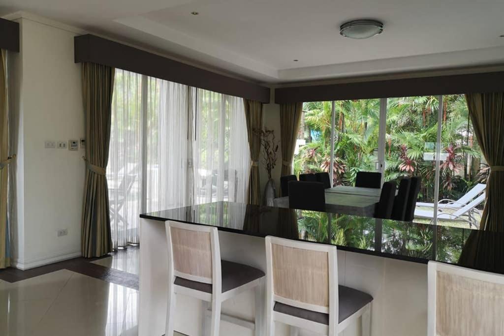 4 Bedroom Villa Kamala Beach Phuket Exterior foto
